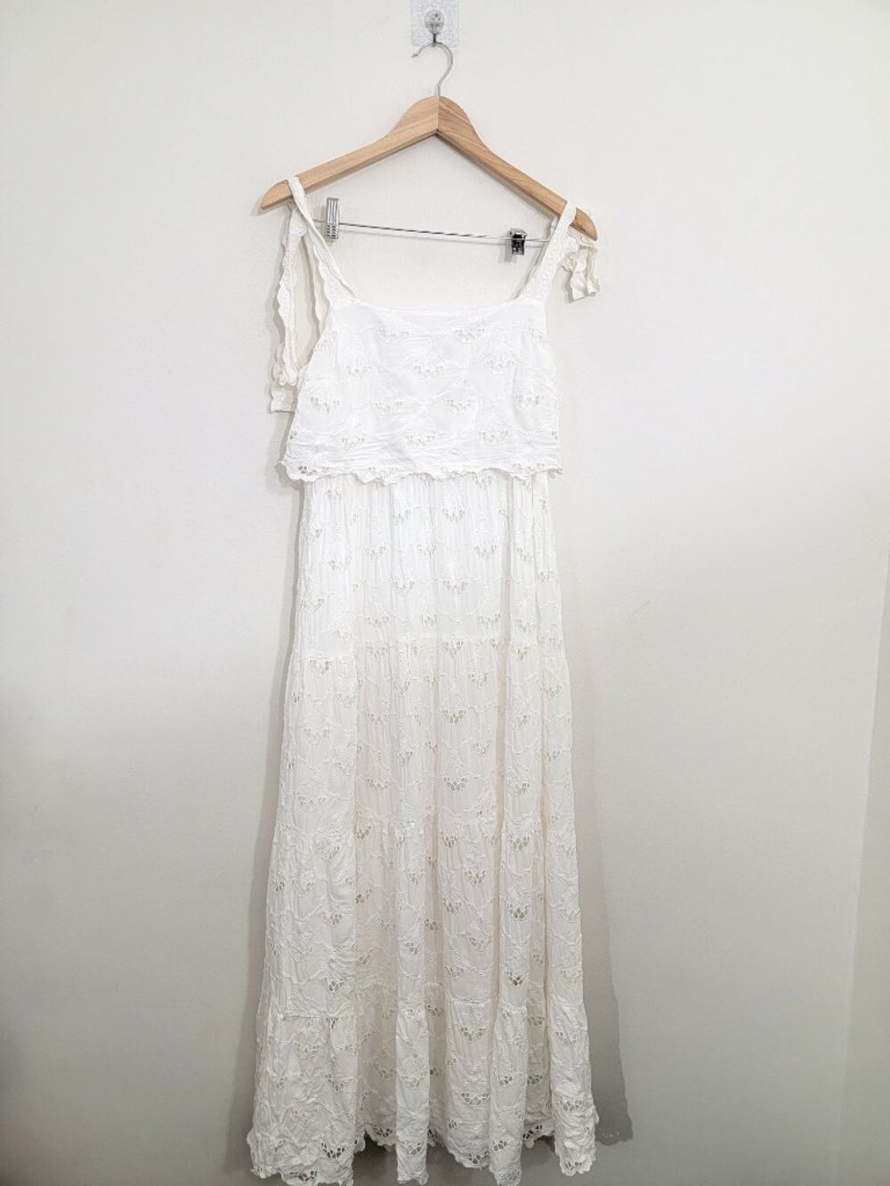 Sezane Elia Lace Maxi Dress in Ecru 38 6 - Picture 4 of 12